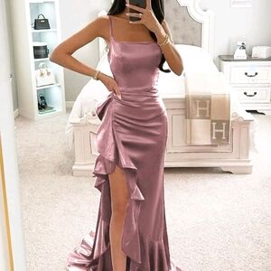 Elegant Pink Satin Evening Dress